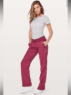 lululemon athletica dance studio regular unlined Women's in ruby wine